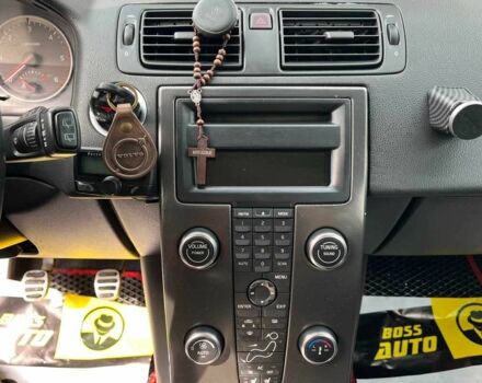Вольво В50 2006 в Коломые на Automoto.ua Серый Вольво В50, объемом двигателя 1.6 л и пробегом 271 тыс. км за 6500 $, фото 14 на Automoto.ua