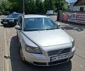 Сірий Вольво V50, об'ємом двигуна 1.56 л та пробігом 291 тис. км за 5999 $, фото 1 на Automoto.ua