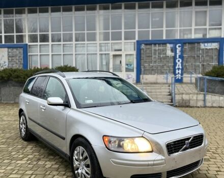 Серый Вольво В50, объемом двигателя 2 л и пробегом 200 тыс. км за 2600 $, фото 7 на Automoto.ua