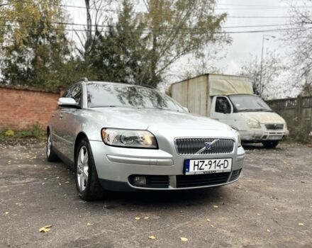 Вольво В50 2006 в Виннице на Automoto.ua Серый Вольво В50, объемом двигателя 2 л и пробегом 150 тыс. км за 3350 $, фото 8 на Automoto.ua