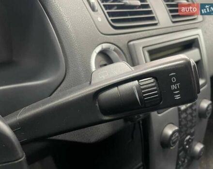 Серый Вольво В50, объемом двигателя 2 л и пробегом 400 тыс. км за 4690 $, фото 23 на Automoto.ua