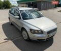Сірий Вольво V50, об'ємом двигуна 1.6 л та пробігом 381 тис. км за 3700 $, фото 1 на Automoto.ua