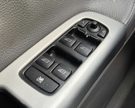 Серый Вольво В50, объемом двигателя 2 л и пробегом 370 тыс. км за 3100 $, фото 11 на Automoto.ua