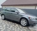 Серый Вольво В50, объемом двигателя 1.6 л и пробегом 219 тыс. км за 5750 $, фото 1 на Automoto.ua