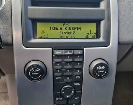 Сірий Вольво V50, об'ємом двигуна 2.44 л та пробігом 317 тис. км за 6600 $, фото 2 на Automoto.ua