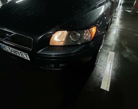 Серый Вольво В50, объемом двигателя 2 л и пробегом 305 тыс. км за 5400 $, фото 6 на Automoto.ua