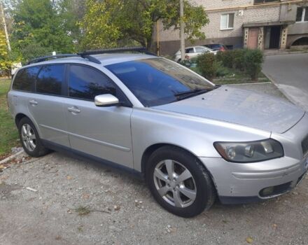 Сірий Вольво V50, об'ємом двигуна 2 л та пробігом 270 тис. км за 4800 $, фото 4 на Automoto.ua