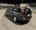 Сірий Вольво V50, об'ємом двигуна 2 л та пробігом 300 тис. км за 2750 $, фото 4 на Automoto.ua