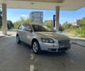 Серый Вольво В50, объемом двигателя 2 л и пробегом 390 тыс. км за 2811 $, фото 1 на Automoto.ua