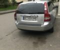 Вольво В50 2006 в Луцке на Automoto.ua Серый Вольво В50, объемом двигателя 2 л и пробегом 270 тыс. км за 4700 $, фото 1 на Automoto.ua
