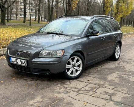 Сірий Вольво V50, об'ємом двигуна 2 л та пробігом 306 тис. км за 2700 $, фото 2 на Automoto.ua