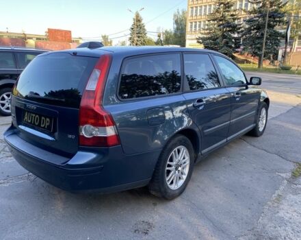Серый Вольво В50, объемом двигателя 0 л и пробегом 222 тыс. км за 3300 $, фото 3 на Automoto.ua