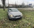 Серый Вольво В50, объемом двигателя 2 л и пробегом 300 тыс. км за 3200 $, фото 1 на Automoto.ua