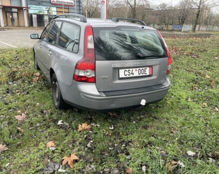 Серый Вольво В50, объемом двигателя 2 л и пробегом 300 тыс. км за 3200 $, фото 6 на Automoto.ua