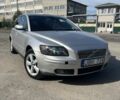 Сірий Вольво V50, об'ємом двигуна 2 л та пробігом 390 тис. км за 3513 $, фото 1 на Automoto.ua