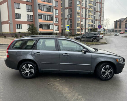 Серый Вольво В50, объемом двигателя 2 л и пробегом 310 тыс. км за 6700 $, фото 9 на Automoto.ua