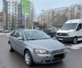 Серый Вольво В50, объемом двигателя 2 л и пробегом 340 тыс. км за 3100 $, фото 1 на Automoto.ua