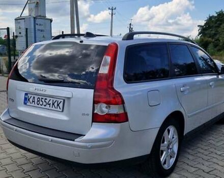 Сірий Вольво V50, об'ємом двигуна 2.44 л та пробігом 317 тис. км за 6600 $, фото 8 на Automoto.ua