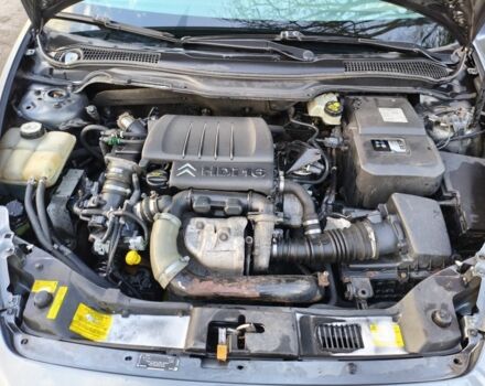 Серый Вольво В50, объемом двигателя 1.6 л и пробегом 300 тыс. км за 3500 $, фото 13 на Automoto.ua