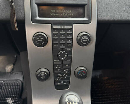 Вольво В50 2006 в Тернополе на Automoto.ua Серый Вольво В50, объемом двигателя 2 л и пробегом 404 тыс. км за 4400 $, фото 10 на Automoto.ua