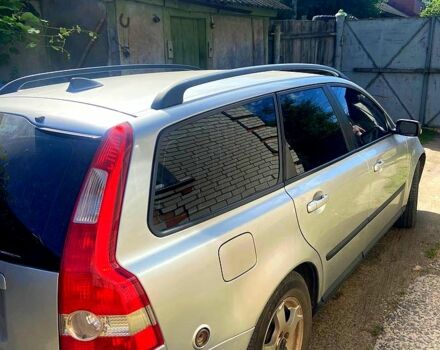 Сірий Вольво V50, об'ємом двигуна 1.6 л та пробігом 300 тис. км за 5900 $, фото 1 на Automoto.ua