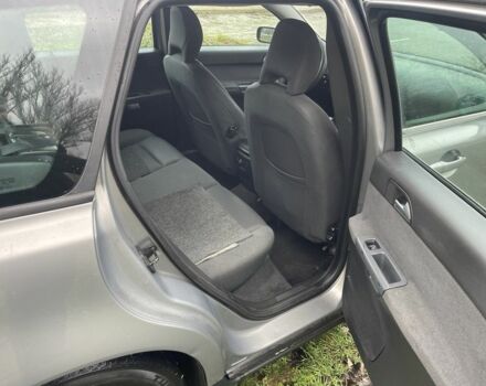 Серый Вольво В50, объемом двигателя 2 л и пробегом 300 тыс. км за 3200 $, фото 9 на Automoto.ua