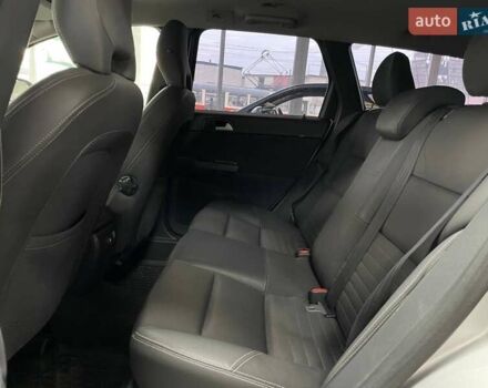 Серый Вольво В50, объемом двигателя 2 л и пробегом 400 тыс. км за 4690 $, фото 32 на Automoto.ua