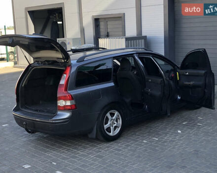 Вольво В50 2006 в Одессе на Automoto.ua Серый Вольво В50, объемом двигателя 1.6 л и пробегом 260 тыс. км за 5800 $, фото 21 на Automoto.ua