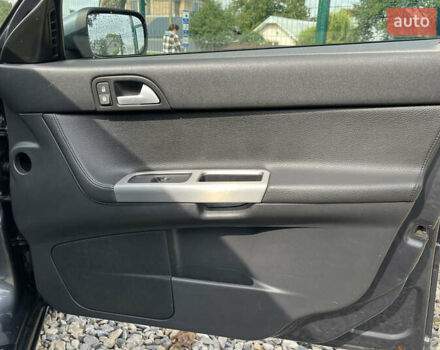 Сірий Вольво V50, об'ємом двигуна 1.56 л та пробігом 271 тис. км за 6500 $, фото 23 на Automoto.ua