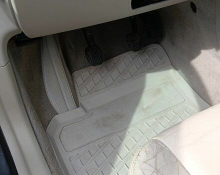 Сірий Вольво V50, об'ємом двигуна 1.8 л та пробігом 267 тис. км за 6500 $, фото 14 на Automoto.ua