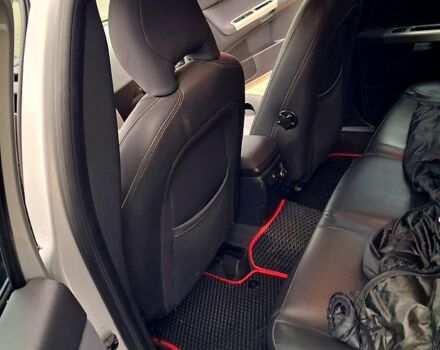 Сірий Вольво V50, об'ємом двигуна 2 л та пробігом 298 тис. км за 7000 $, фото 3 на Automoto.ua