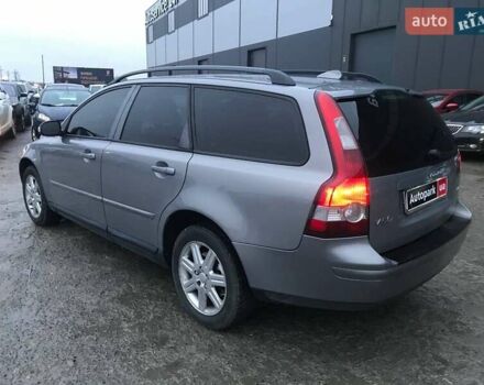 Серый Вольво В50, объемом двигателя 1.6 л и пробегом 367 тыс. км за 6490 $, фото 3 на Automoto.ua