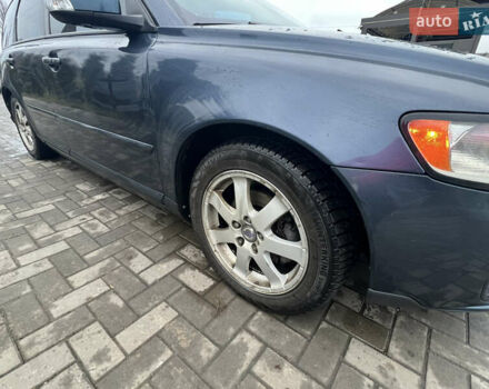 Серый Вольво В50, объемом двигателя 1.56 л и пробегом 389 тыс. км за 4950 $, фото 10 на Automoto.ua