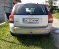Серый Вольво В50, объемом двигателя 1.8 л и пробегом 258 тыс. км за 6000 $, фото 3 на Automoto.ua
