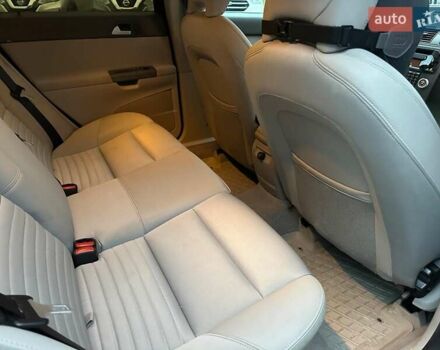 Сірий Вольво V50, об'ємом двигуна 2 л та пробігом 370 тис. км за 7140 $, фото 12 на Automoto.ua