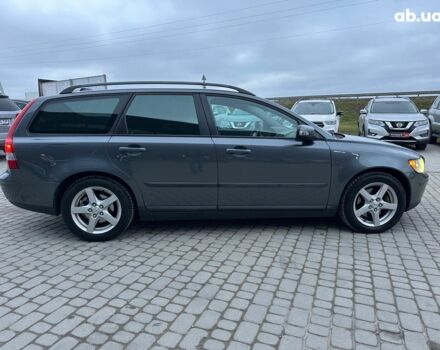 Сірий Вольво V50, об'ємом двигуна 2 л та пробігом 370 тис. км за 7140 $, фото 5 на Automoto.ua