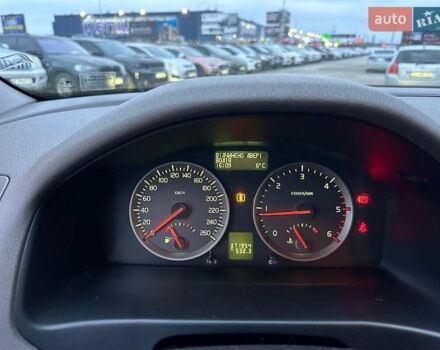 Сірий Вольво V50, об'ємом двигуна 2 л та пробігом 370 тис. км за 7140 $, фото 15 на Automoto.ua