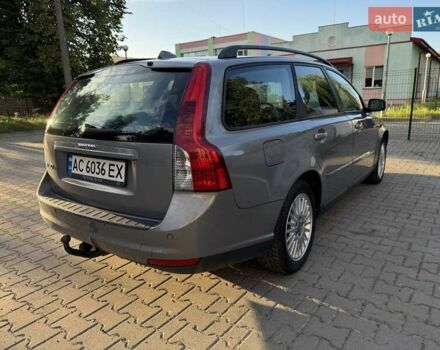 Серый Вольво В50, объемом двигателя 1.6 л и пробегом 292 тыс. км за 6100 $, фото 5 на Automoto.ua