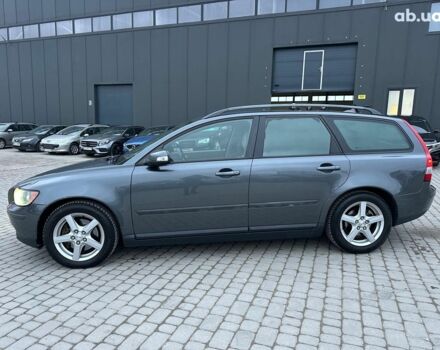 Сірий Вольво V50, об'ємом двигуна 2 л та пробігом 370 тис. км за 7140 $, фото 1 на Automoto.ua