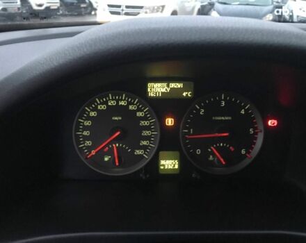 Серый Вольво В50, объемом двигателя 1.6 л и пробегом 367 тыс. км за 6490 $, фото 5 на Automoto.ua