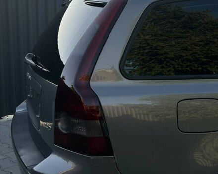 Серый Вольво В50, объемом двигателя 2 л и пробегом 261 тыс. км за 6600 $, фото 31 на Automoto.ua