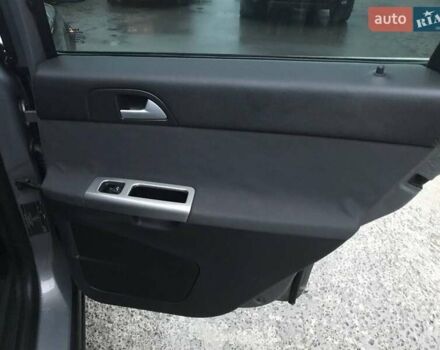 Серый Вольво В50, объемом двигателя 1.6 л и пробегом 367 тыс. км за 6490 $, фото 11 на Automoto.ua