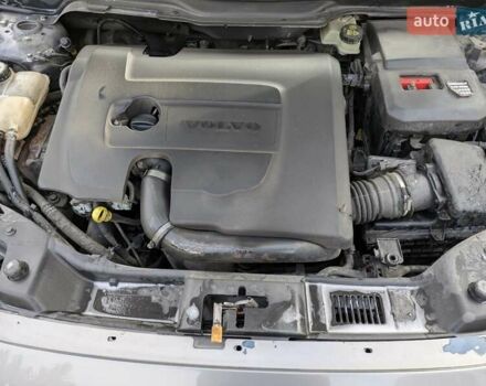 Сірий Вольво V50, об'ємом двигуна 1.56 л та пробігом 367 тис. км за 6000 $, фото 2 на Automoto.ua