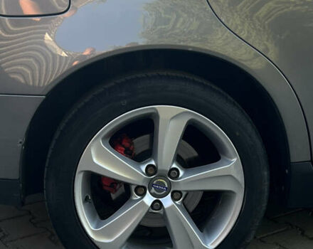 Серый Вольво В50, объемом двигателя 2 л и пробегом 261 тыс. км за 6600 $, фото 18 на Automoto.ua