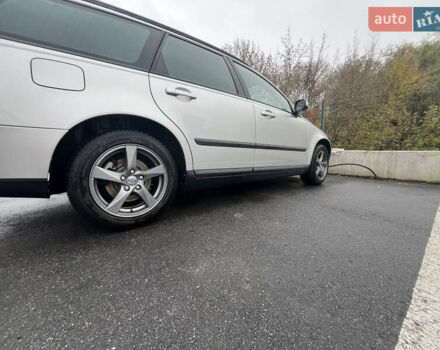 Сірий Вольво V50, об'ємом двигуна 1.56 л та пробігом 274 тис. км за 6200 $, фото 19 на Automoto.ua