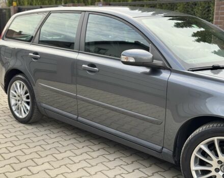 Серый Вольво В50, объемом двигателя 1.6 л и пробегом 225 тыс. км за 5950 $, фото 5 на Automoto.ua