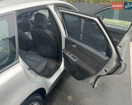 Сірий Вольво V50, об'ємом двигуна 1.56 л та пробігом 274 тис. км за 6200 $, фото 8 на Automoto.ua