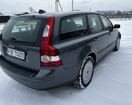 Серый Вольво В50, объемом двигателя 2 л и пробегом 240 тыс. км за 2500 $, фото 3 на Automoto.ua