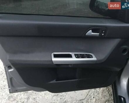 Серый Вольво В50, объемом двигателя 1.6 л и пробегом 367 тыс. км за 6490 $, фото 8 на Automoto.ua