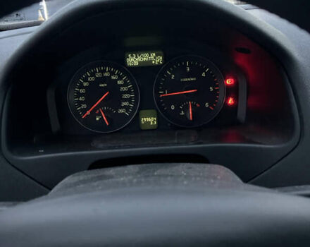 Сірий Вольво V50, об'ємом двигуна 2 л та пробігом 299 тис. км за 6100 $, фото 7 на Automoto.ua